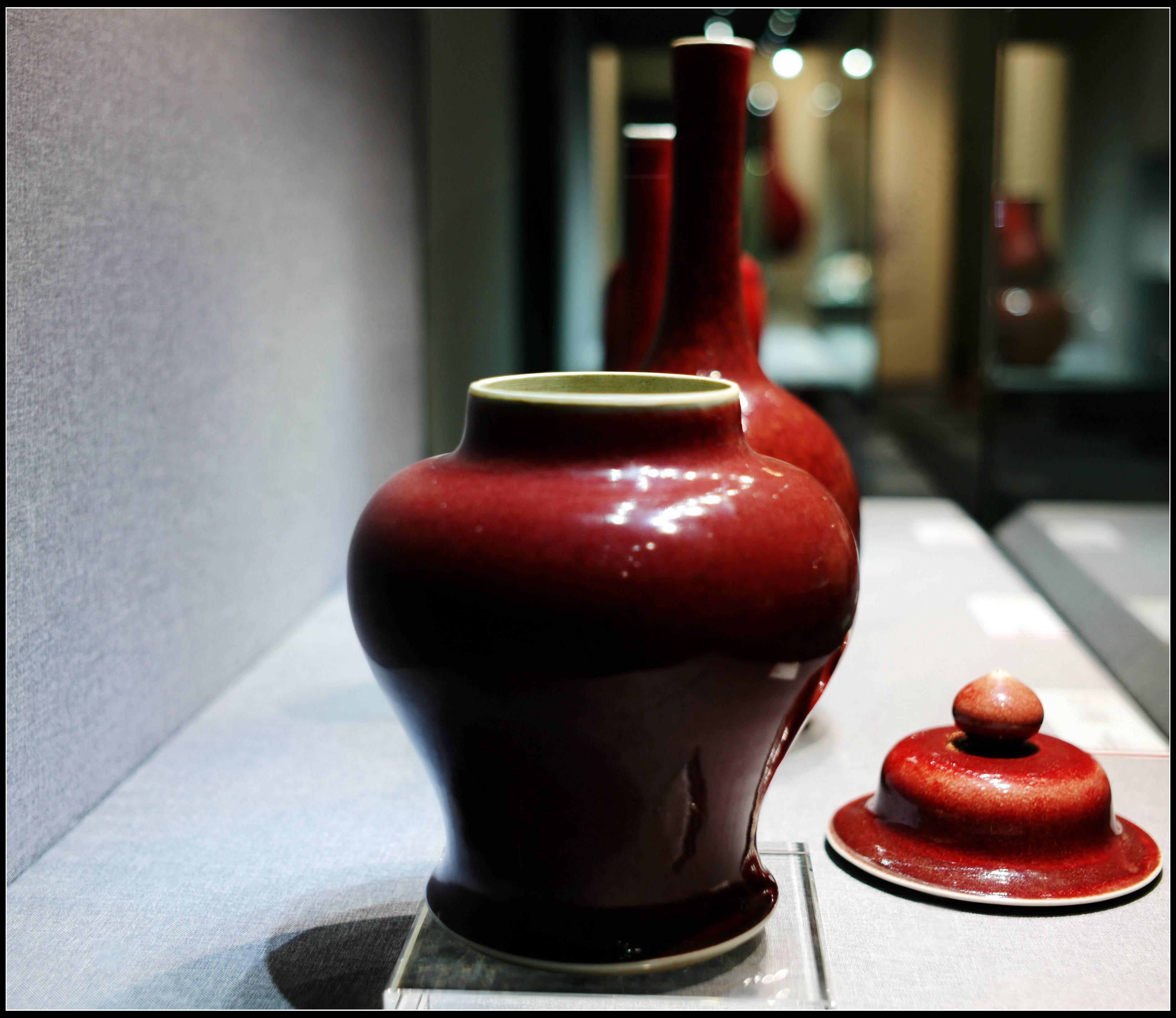 清代厚胎苹果版:人间最美单色釉，独具审美郎窑红。--保利艺术博物馆