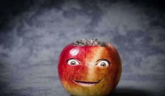 苹果平板怎么看是哪个版的:心理测试：你喜欢哪个苹果笑脸，测你是一个具有怎样脾气的人
